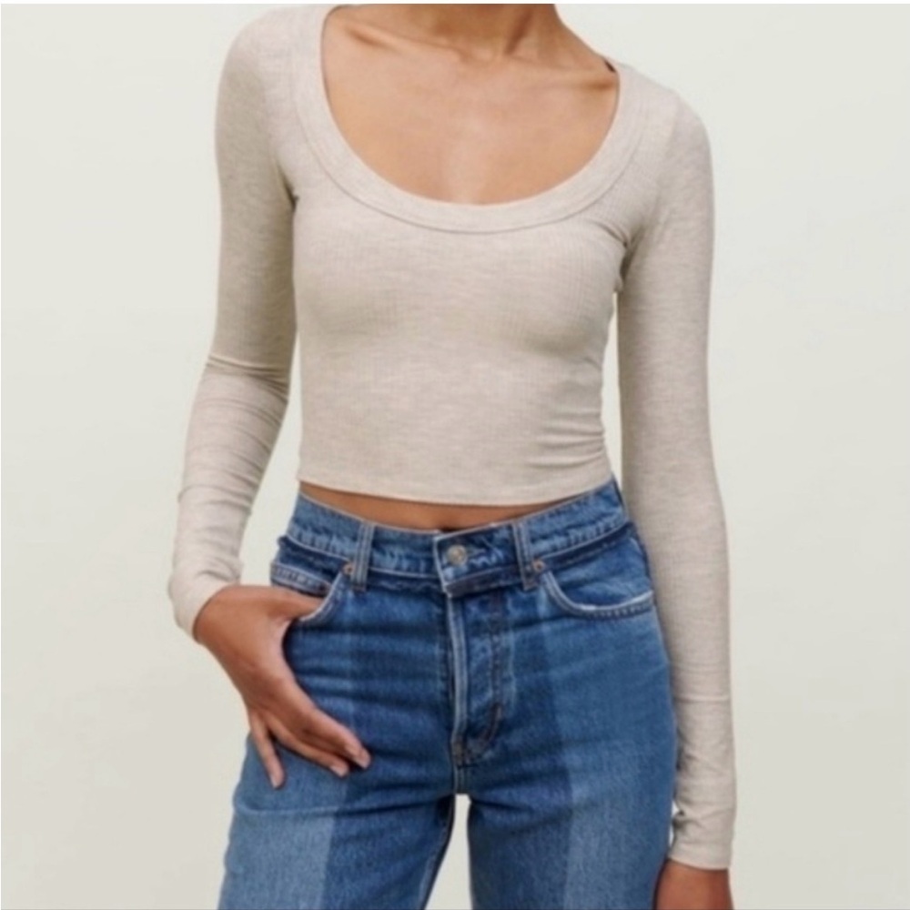 145. Reformation Heather Gray Ribbed Scoop Neck Cropped Long Sleeve